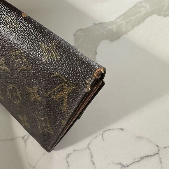 Vintage Louis Vuitton Monogram Sarah Wallet - Picture 12 of 14